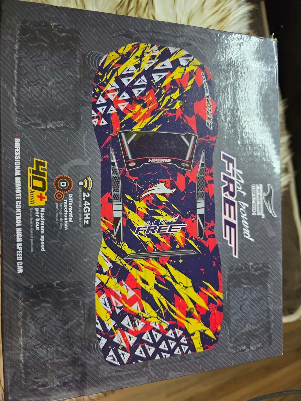 1:18 Scale 2.4Ghz All-Terrain RC Cars, 40KM/H High Speed 4WD